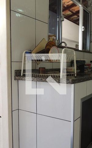 Casa à venda com 680m², 8 quartos e 9 vagasCozinha 