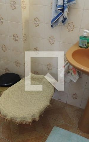 Casa à venda com 680m², 8 quartos e 9 vagasBanheiro Social 2