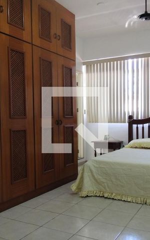 Casa à venda com 680m², 8 quartos e 9 vagasQuarto 2 - Suíte