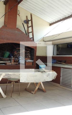 Casa à venda com 680m², 8 quartos e 9 vagasChurrasqueira