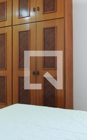 Casa à venda com 680m², 8 quartos e 9 vagasQuarto 2 - Suíte