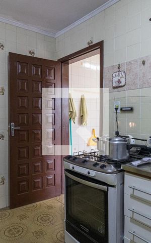 Casa à venda com 265m², 3 quartos e 3 vagas Casa à venda com 265m², 3 quartos e 3 vagasCozinha