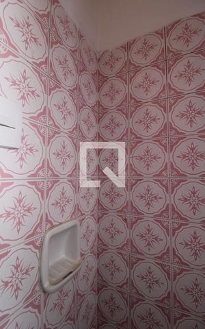 Casa para alugar com 300m², 5 quartos e 3 vagasBanheiro de Serviço