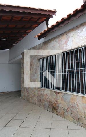 Casa para alugar com 300m², 5 quartos e 3 vagasÁrea Externa