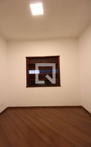 Casa para alugar com 300m², 5 quartos e 3 vagasQuarto 2