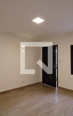 Casa para alugar com 300m², 5 quartos e 3 vagasSala