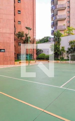 Apartamento à venda com 280m², 4 quartos e 4 vagas