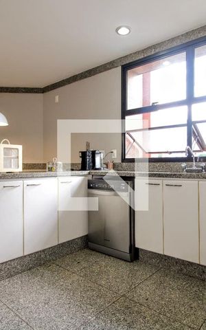 Apartamento à venda com 280m², 4 quartos e 4 vagas