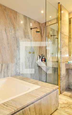 Apartamento à venda com 280m², 4 quartos e 4 vagas