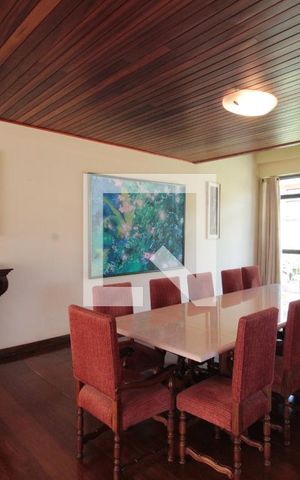 Casa à venda com 1224m², 4 quartos e 6 vagas