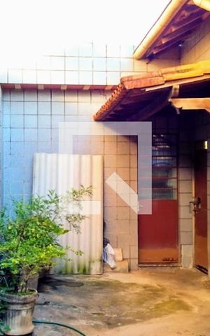 Casa à venda com 340m², 3 quartos e 2 vagas