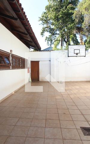 Casa à venda com 523m², 6 quartos e 4 vagas