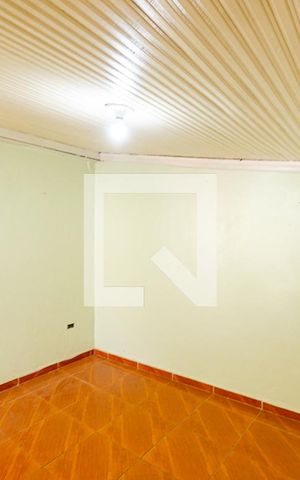 Casa à venda com 210m², 5 quartos e sem vaga Casa à venda com 210m², 5 quartos e sem vagaQuarto 2