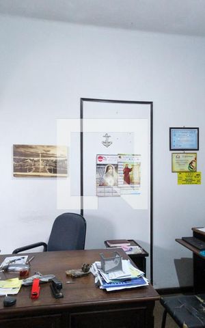 Casa à venda com 500m², 3 quartos e 1 vagaEscritório