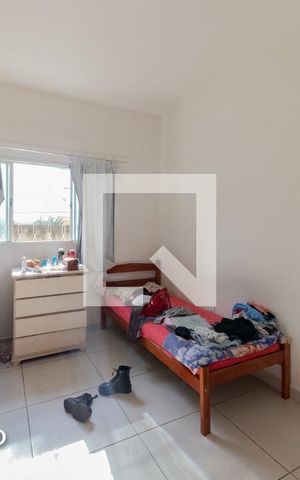 Casa à venda com 109m², 5 quartos e 4 vagas