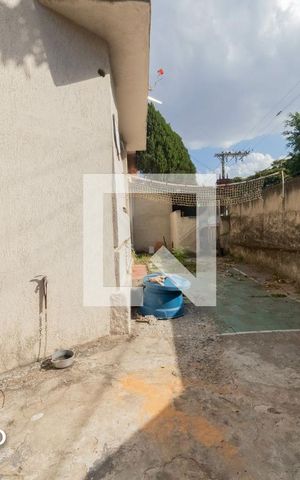 Casa à venda com 109m², 5 quartos e 4 vagas