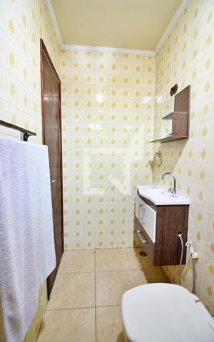 Casa à venda com 190m², 5 quartos e 2 vagasBanheiro do Quarto 3 - Suíte