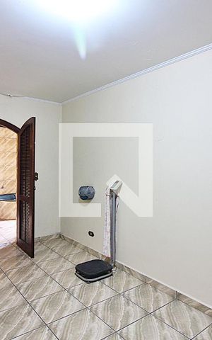 Casa à venda com 190m², 5 quartos e 2 vagasQuarto 1 - Suíte