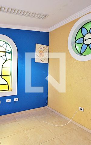 Casa à venda com 190m², 5 quartos e 2 vagasSala de TV