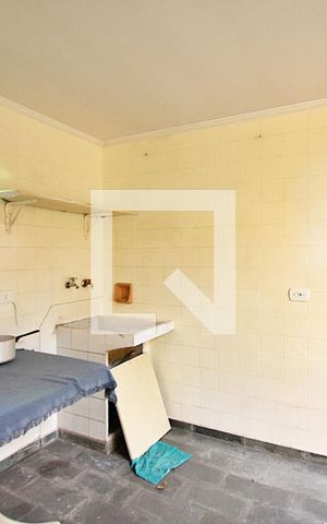 Casa à venda com 190m², 5 quartos e 2 vagasLavanderia