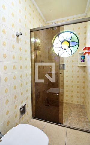 Casa à venda com 190m², 5 quartos e 2 vagasBanheiro do Quarto 3 - Suíte