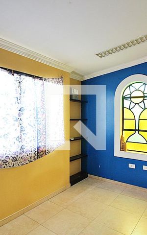 Casa à venda com 190m², 5 quartos e 2 vagasSala de TV