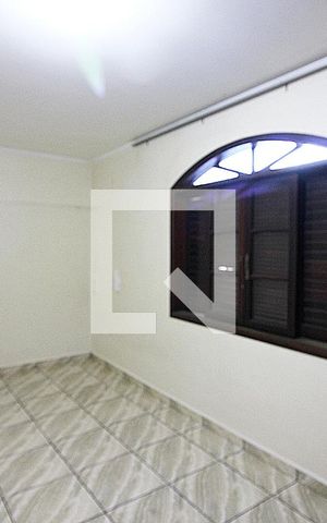 Casa à venda com 190m², 5 quartos e 2 vagasQuarto 2