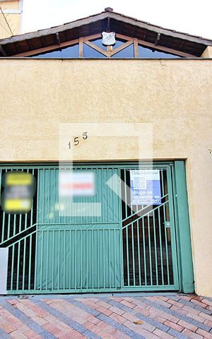 Casa à venda com 190m², 5 quartos e 2 vagasFachada