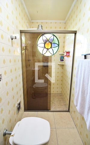 Casa à venda com 190m², 5 quartos e 2 vagasBanheiro do Quarto 3 - Suíte