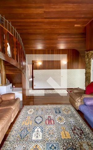 Casa à venda com 700m², 6 quartos e 6 vagas