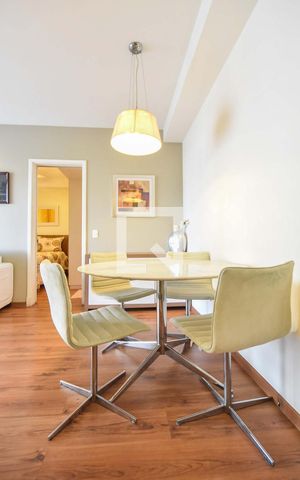 Apartamento à venda com 48m², 1 quarto e 1 vagaSala de Jantar