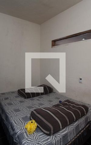 Casa à venda com 263m², 2 quartos e sem vaga