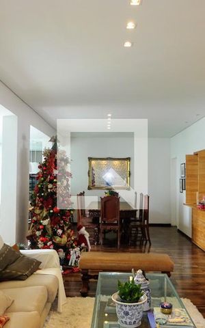 Apartamento à venda com 240m², 4 quartos e 2 vagas