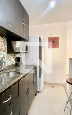 Apartamento à venda com 35m², 1 quarto e 1 vaga Apartamento à venda com 35m², 1 quarto e 1 vagaCozinha
