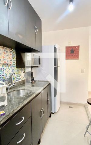 Apartamento à venda com 35m², 1 quarto e 1 vaga Apartamento à venda com 35m², 1 quarto e 1 vagaCozinha