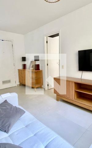 Apartamento à venda com 35m², 1 quarto e 1 vaga Apartamento à venda com 35m², 1 quarto e 1 vagaSala