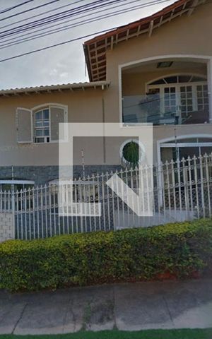 Casa à venda com 344m², 4 quartos e 6 vagas