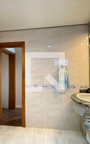 Apartamento à venda com 319m², 6 quartos e 4 vagasBanheiro da Suíte