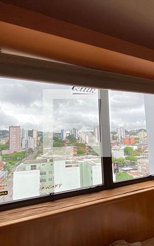 Apartamento à venda com 319m², 6 quartos e 4 vagasQuarto 1