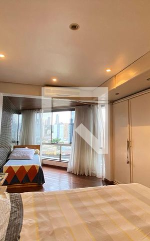 Apartamento à venda com 319m², 6 quartos e 4 vagasQuarto 4 - Suíte