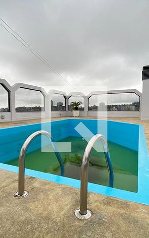 Apartamento à venda com 319m², 6 quartos e 4 vagasPiscina