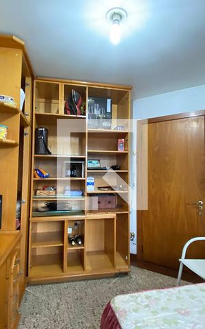 Apartamento à venda com 319m², 6 quartos e 4 vagasQuarto 5