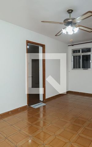 Apartamento à venda com 95m², 2 quartos e sem vagaSala