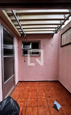 Apartamento à venda com 95m², 2 quartos e sem vagaQuintal Coberto