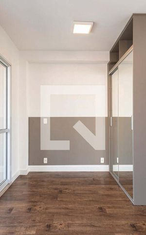 Studio para alugar com 33m², 1 quarto e 1 vaga Studio para alugar com 33m², 1 quarto e 1 vagaSala / dormitório