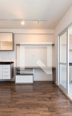 Studio para alugar com 33m², 1 quarto e 1 vaga Studio para alugar com 33m², 1 quarto e 1 vagaSala / dormitório