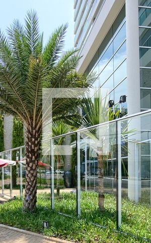 Studio para alugar com 33m², 1 quarto e 1 vaga Studio para alugar com 33m², 1 quarto e 1 vagaPrédio