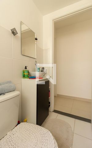 Apartamento para alugar com 42m², 2 quartos e 1 vaga Apartamento para alugar com 42m², 2 quartos e 1 vagaBanheiro