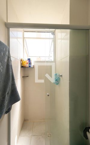 Apartamento para alugar com 42m², 2 quartos e 1 vaga Apartamento para alugar com 42m², 2 quartos e 1 vagaDetalhe do Banheiro