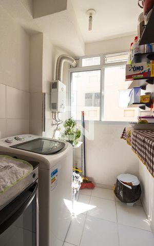 Apartamento para alugar com 42m², 2 quartos e 1 vaga Apartamento para alugar com 42m², 2 quartos e 1 vagaÁrea de Serviço